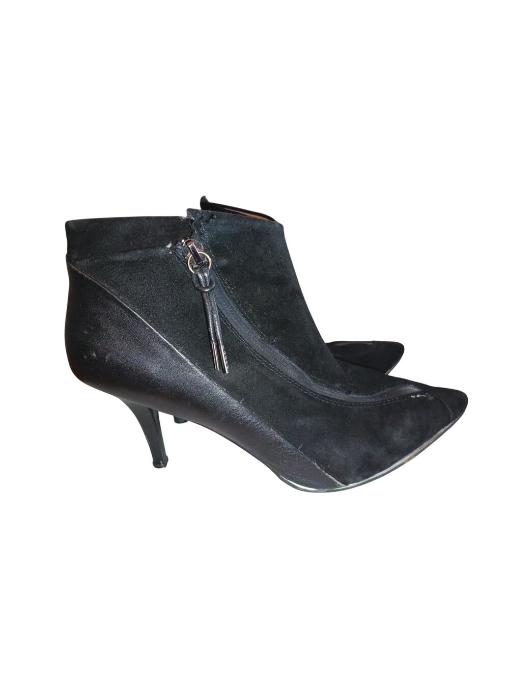 L.A.M.B. Gwen Stefani Black stiletto ankle boots size 7.5